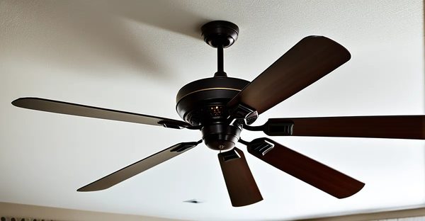 Découvrez les atouts du ventilateur plafond 5 pales pour votre maison
